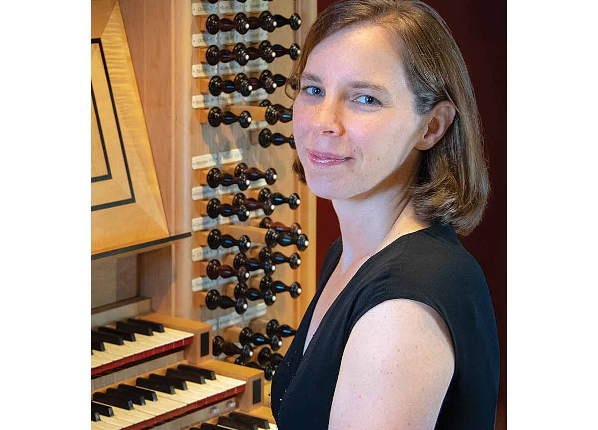 Organist Anne Laver